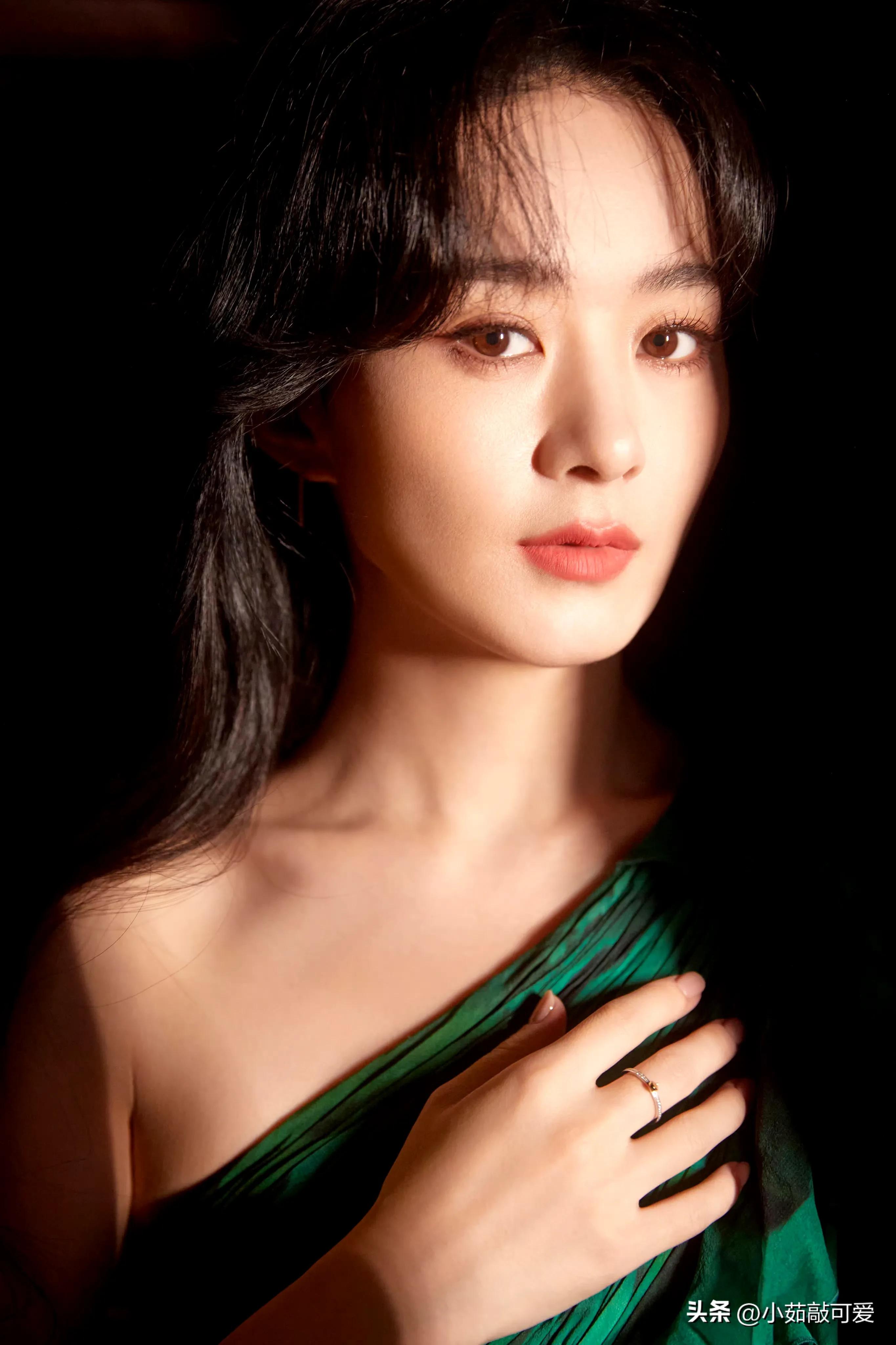 时尚芭莎赵丽颖写真集,赵丽颖惊艳写真集高清