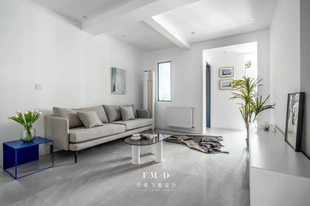 屋子太暗不想开灯怎么引进阳光,室内黑采光不好怎么办