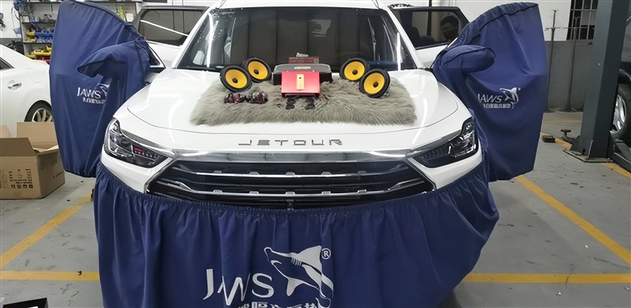 奇瑞捷途x70jbl的音响,奇瑞捷途x70plus加装低音炮音响