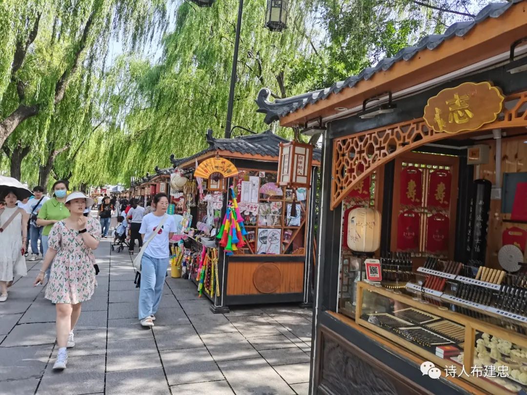 济南曲水亭街老街巷,今天济南曲水亭街人多吗