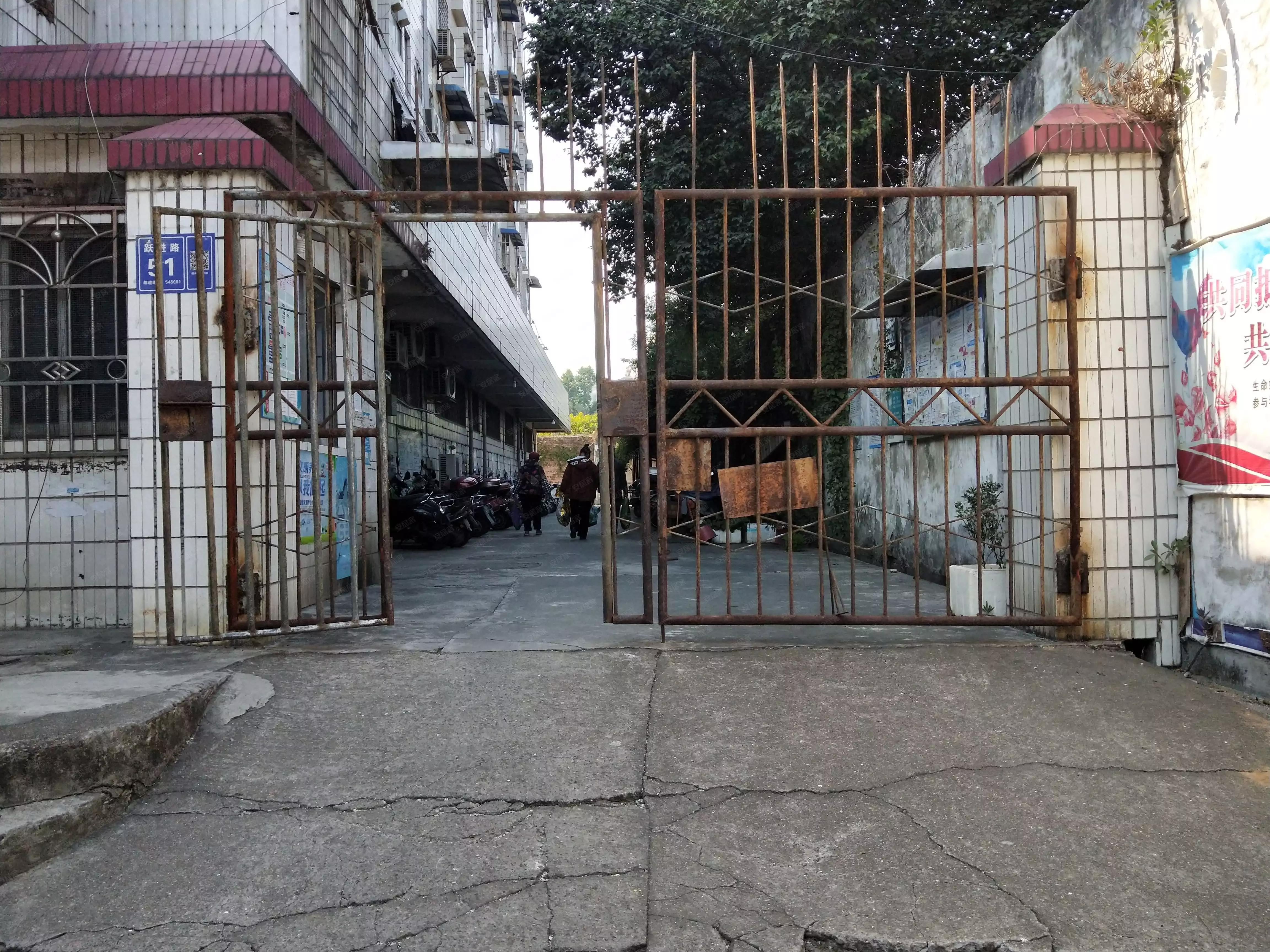 柳州糖果二厂,广西柳州柳石路糖果一厂