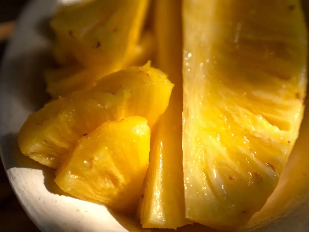 现在为什么菠萝很少凤梨很多,市场上的菠萝和凤梨怎么区分