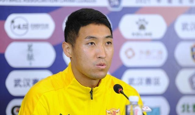 4轮3胜1平，曼城嫡系冲上中超？签3名印超外援，马内前队友发威