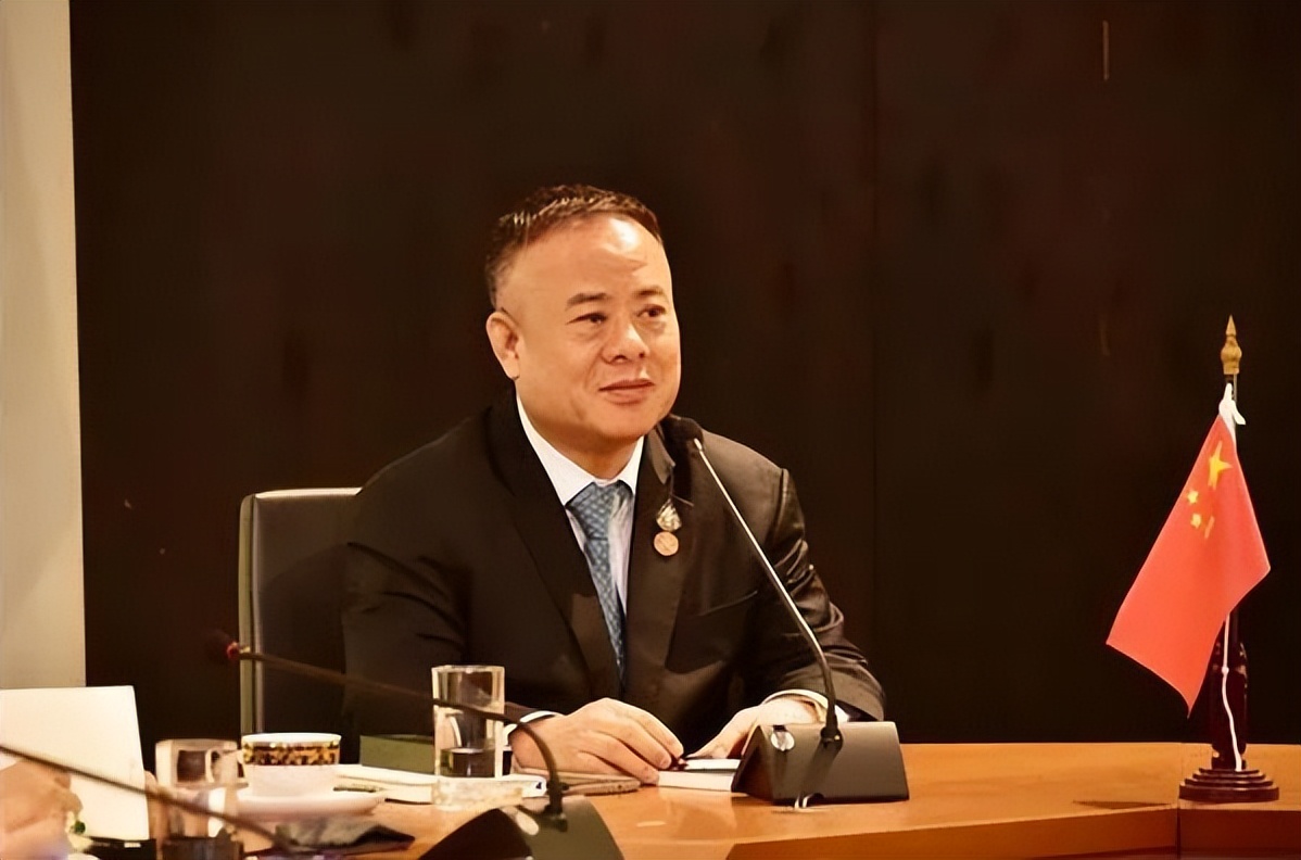 从大米、珠宝到地产商,泰国潮汕籍大亨李桂雄有“点石成金”能力