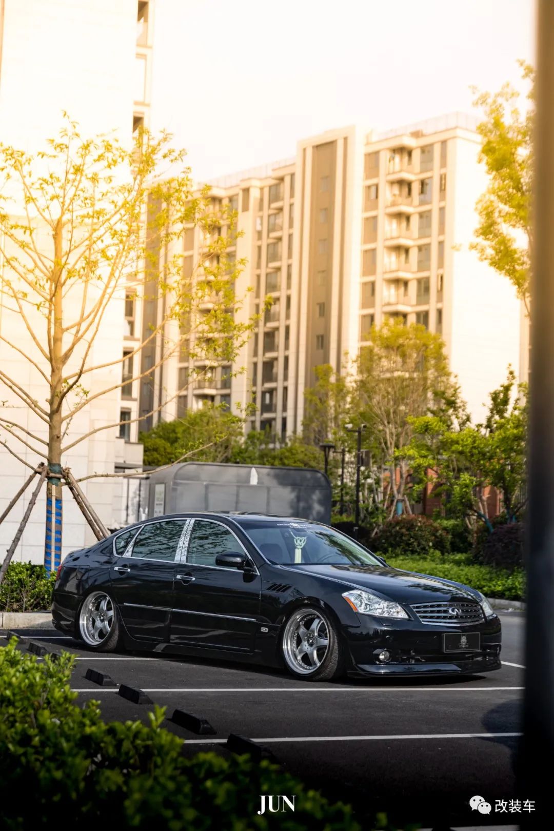 英菲尼迪m35老款改新款,英菲尼迪改装vip风格