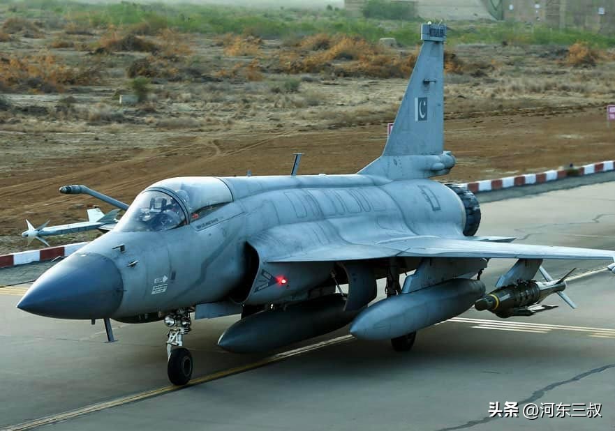 千万欧元买个寂寞，二手超军旗用英国弹射椅，阿根廷又被法国坑了