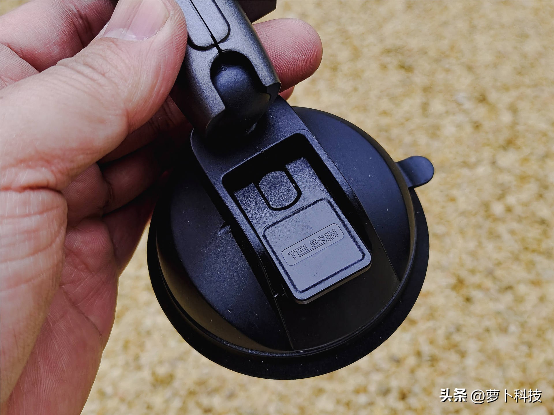 入手四款泰迅摄影配件，提升摩旅拍摄乐趣，视频博主必备