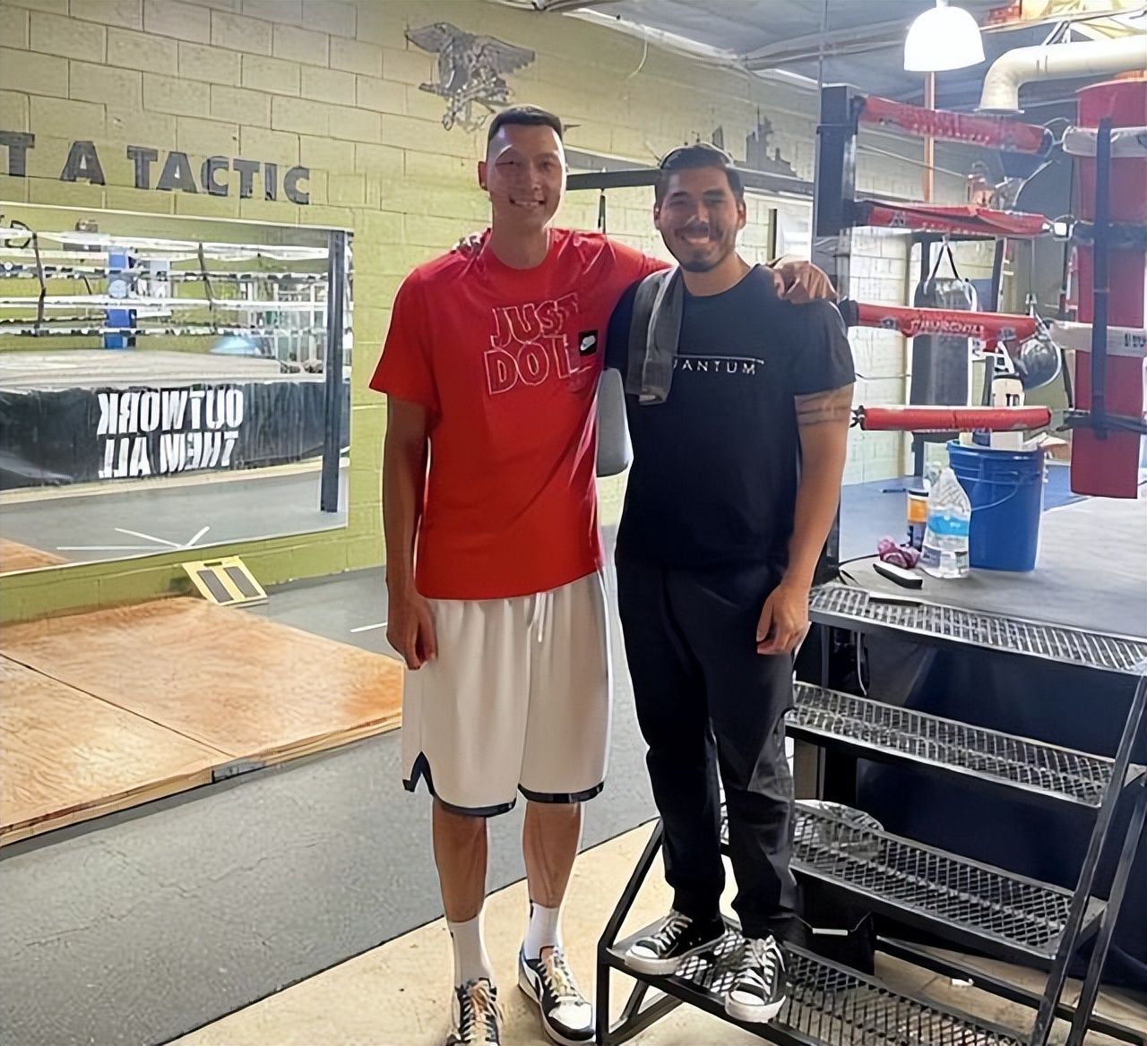 易建联移居,易建联移居美国哪里