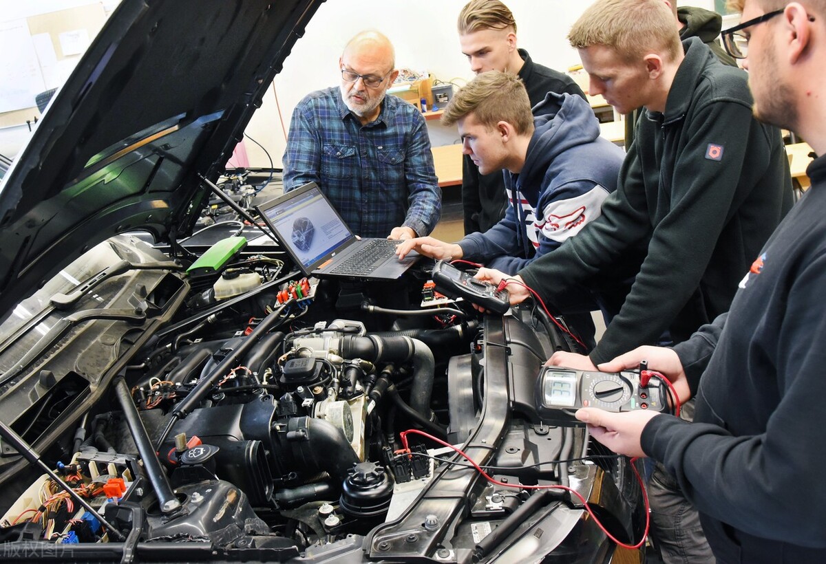 孩子考不上普通高中，上职高是丢人的事吗？听听高中老师怎么说