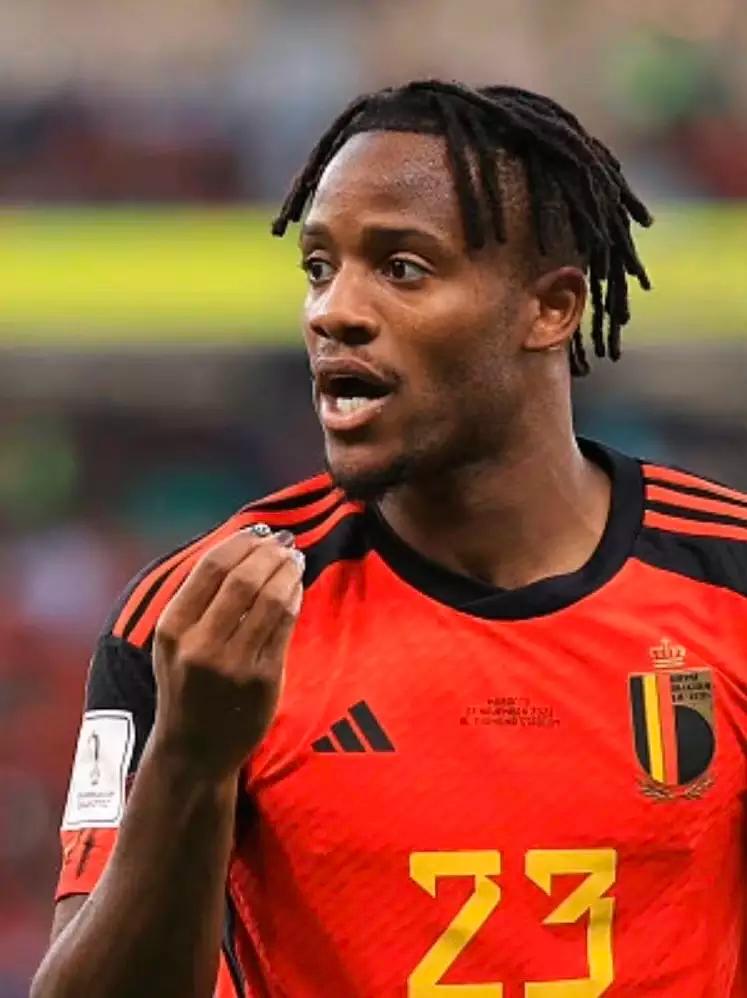 巴舒亚伊美甲,巴舒亚伊世界杯搞笑