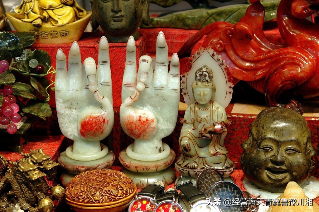 售卖假翡翠的直播间,直播间买到20几万假翡翠