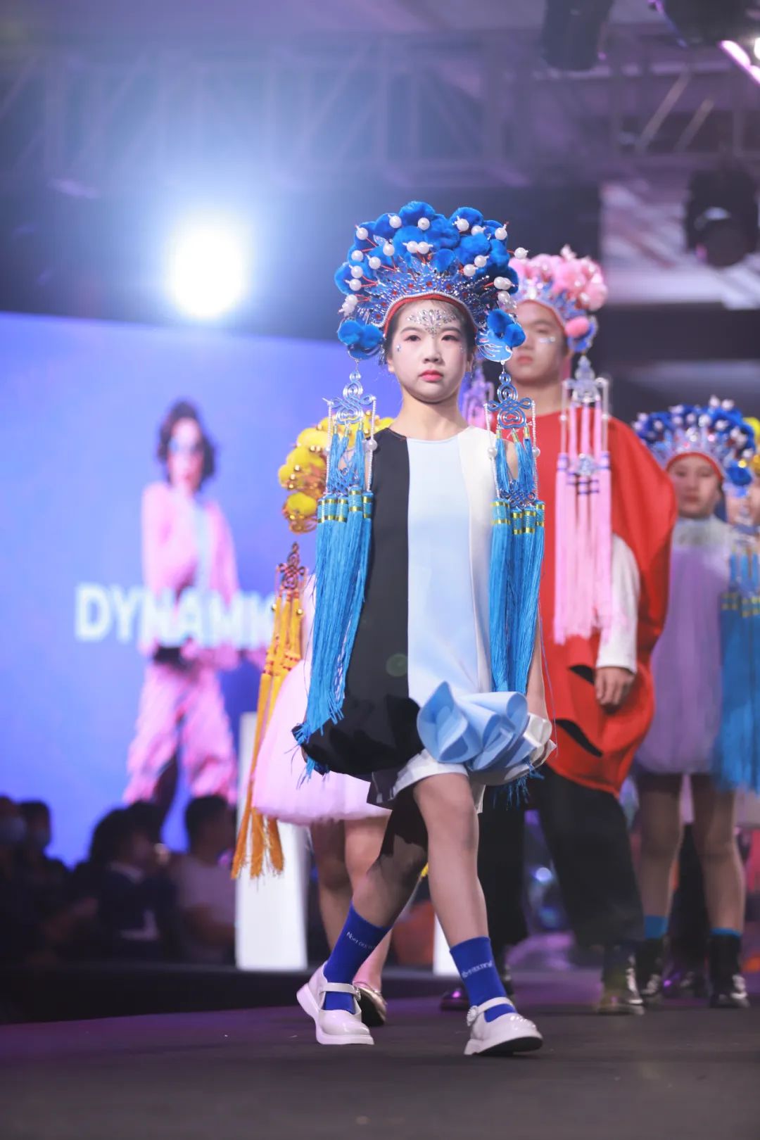 2021年国际模特时装秀,时装周2019少儿模特大赛