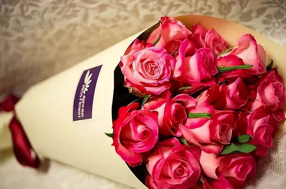 世道变了?情人节女性“主动开房”数量超过男性,花钱也更多