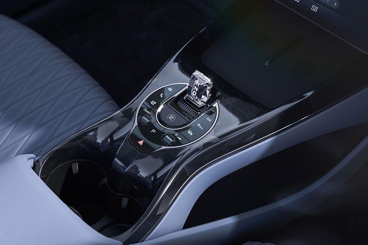 比亚迪海豹550km和小鹏p7,福州零跑c01和小鹏p7对比图