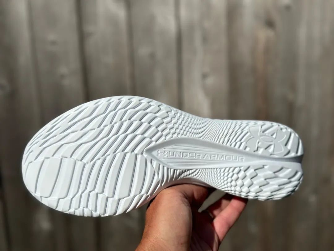 adidas椹媺鏉剧郴鍒楄窇闉嬩粙缁嶅浘,绾介┈鍐犲啗