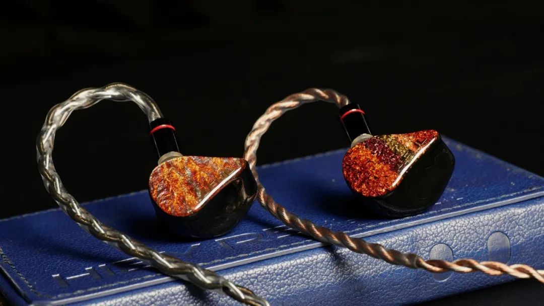 打虎亲兄弟——AFUL致音P8、P5多单元高性价比圈铁耳机