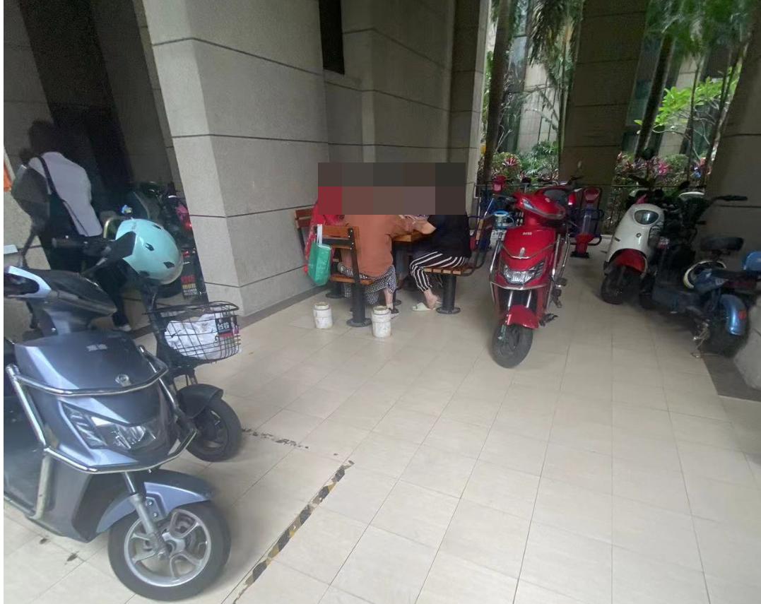 揭秘!10万+的天悦也很多*鸡电**!*鸡电**棚最豪的竟是它