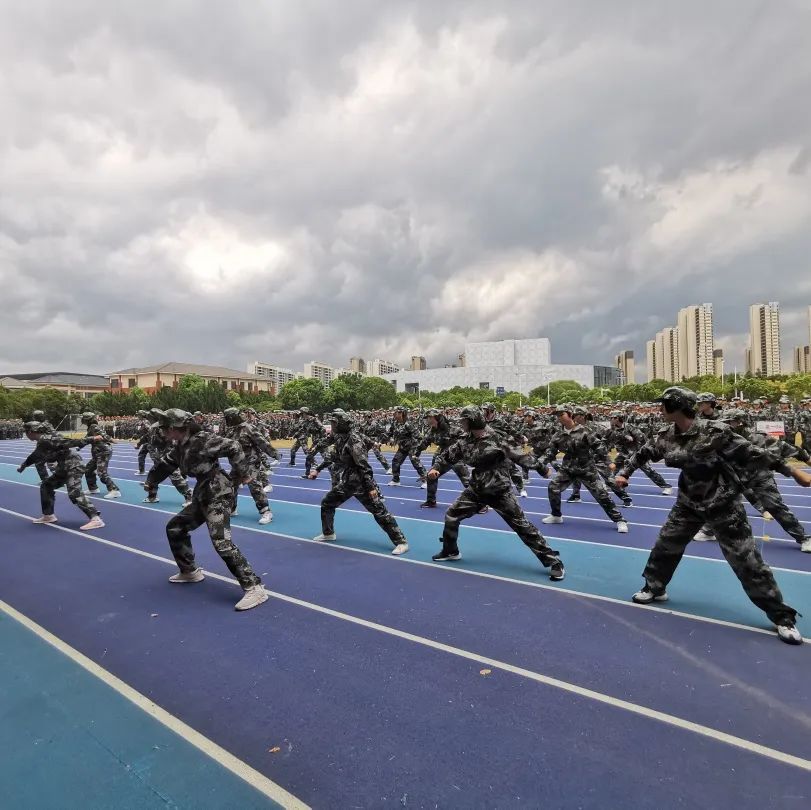 高标准军训,威武霸气的军训