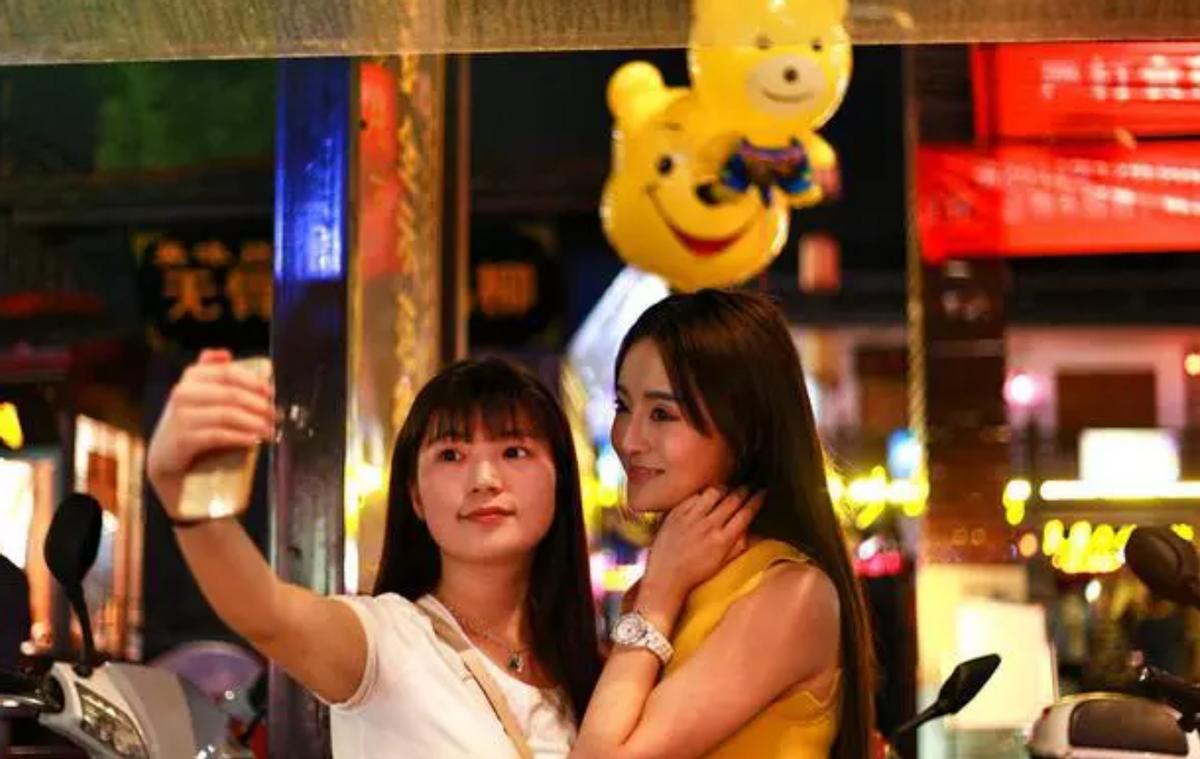 靠十平方米店铺挣八万多,靠小餐饮发家