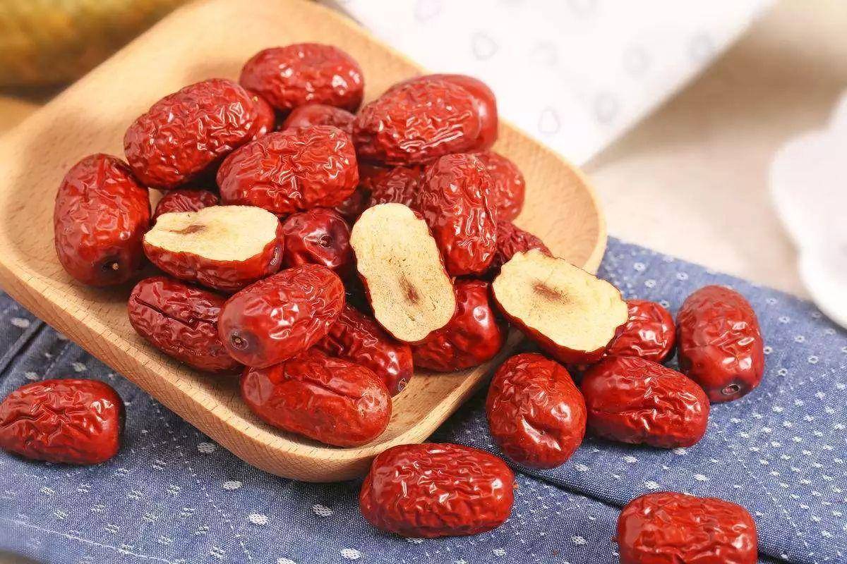 气血不足的症状有哪些表现,面部气血不足都有什么表现