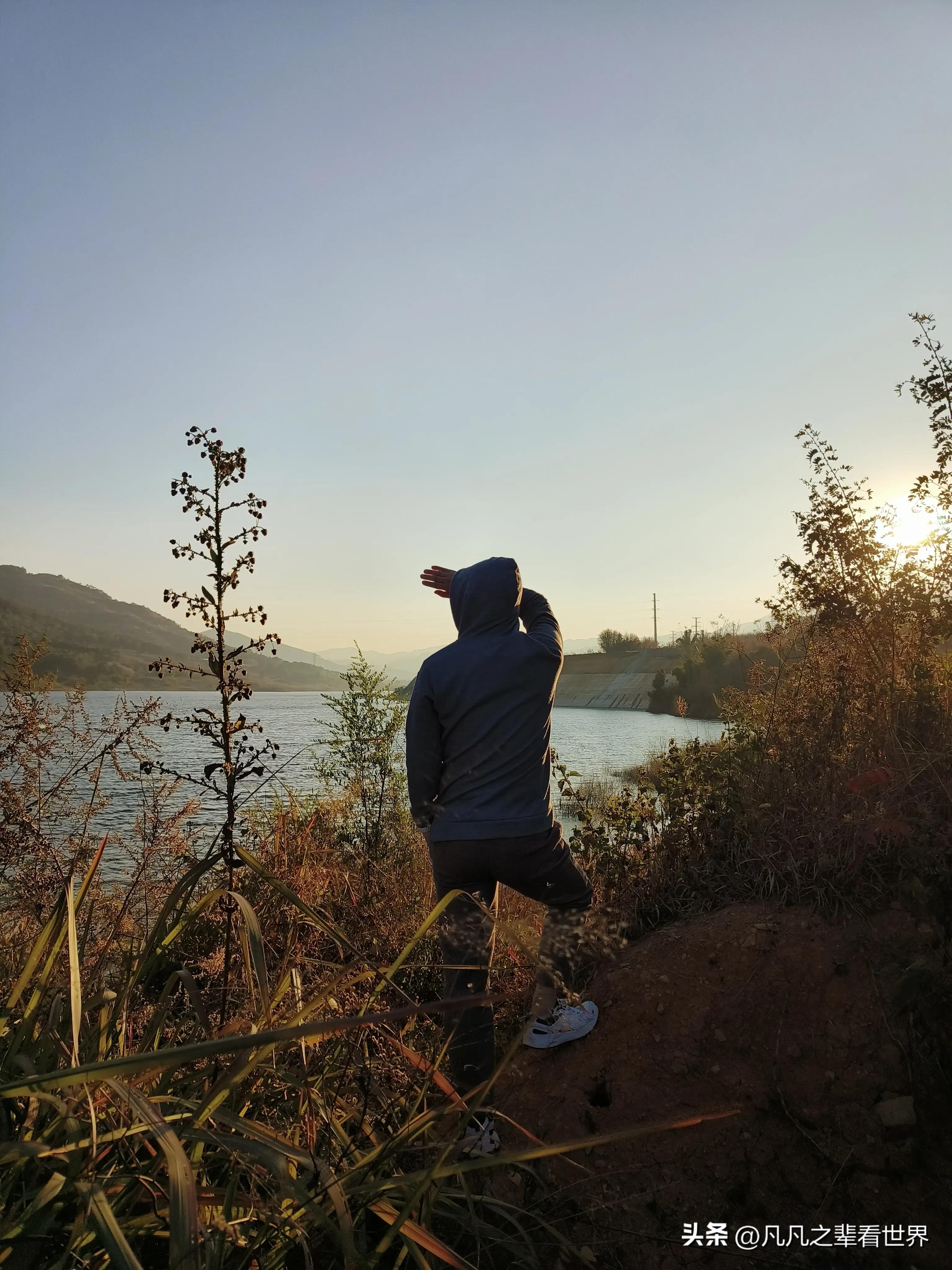 凡凡看世界申亮亮,凡凡看世界路人视角