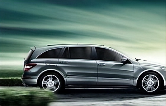 这3款车在国外早已停产，现在却被国人当豪车