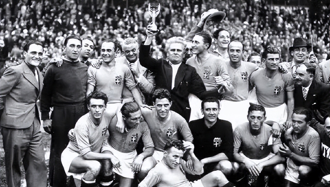 “夺命”世界杯：总理下令不夺冠就集体处决，靠对手放水保全性命