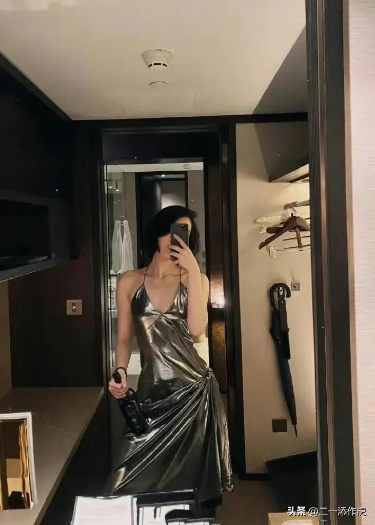 中石油胡某与情人成都街头牵手被拍，女主董某大量性感照片流出