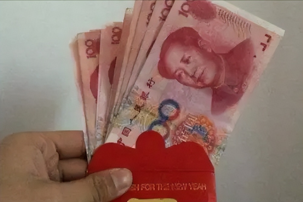 五一回老家，妻子嘱咐我空手回家什么都不买，一天下来之后我懂了