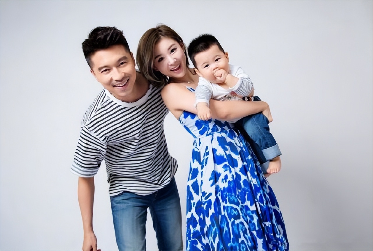 她出道17年零绯闻被称最干净女星,李小萌出道20年从不接吻戏