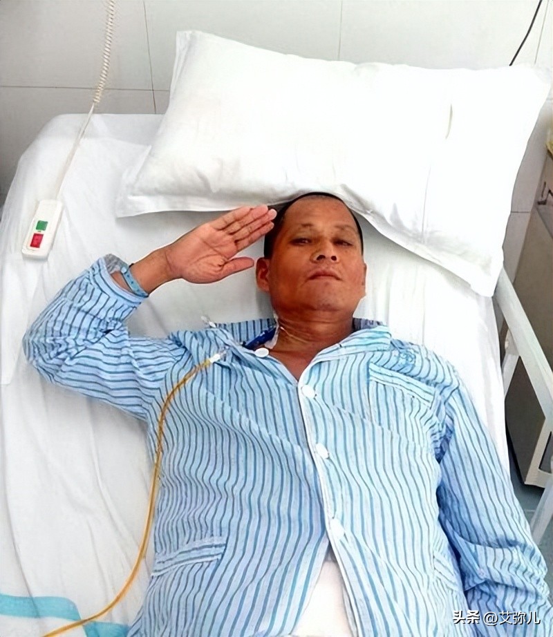 16岁少年救7岁男孩,篮球少年救人