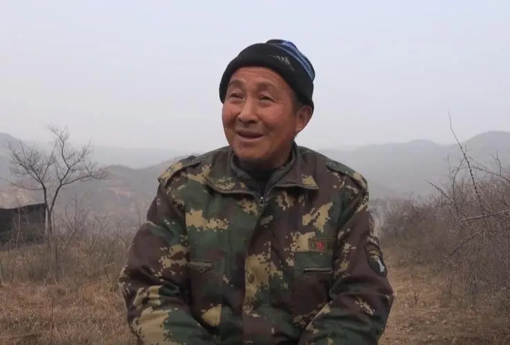 山西老农发现凤凰,山西老农发现2只凤凰精心养4年