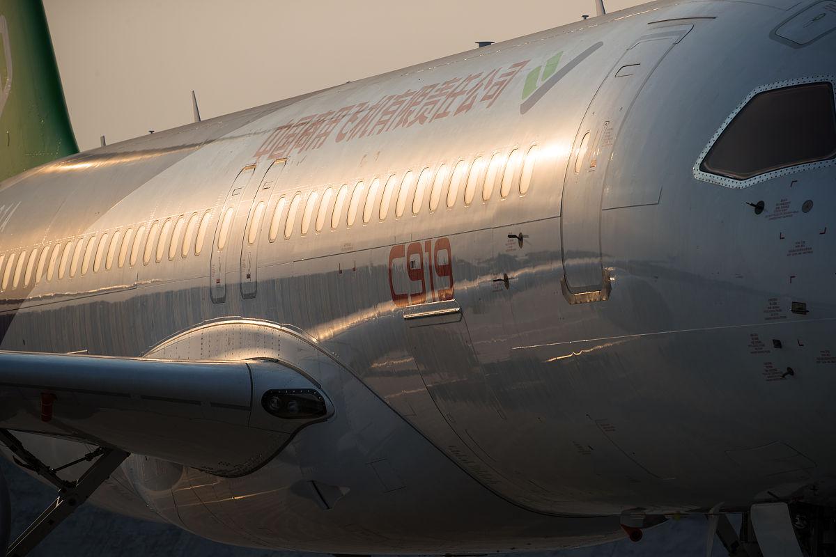 特步160x5.0是谁破记录,特步160x3.0获奖