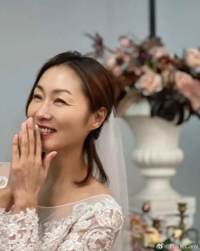 年年传她自杀，你们是多想她死啊？