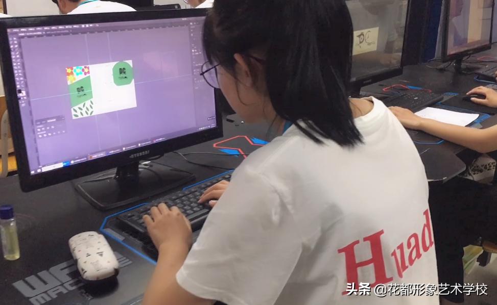 初中女生最吃香的十大技校专业,大专女生最吃香的十大专科专业