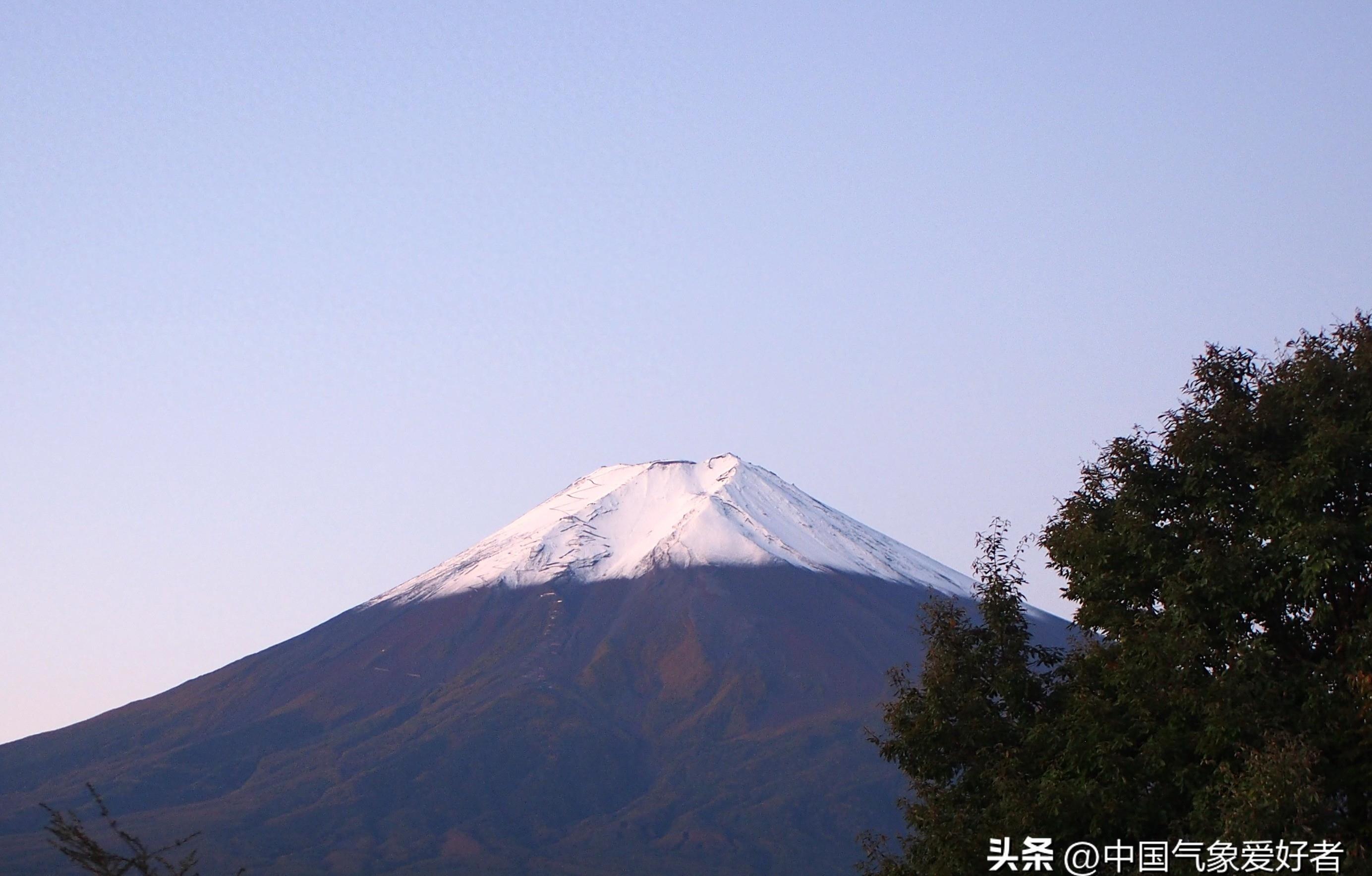 富士山白头巾惊诧四方,全球变暖危机实锤