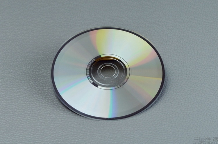 都到了2022年，光驱和光盘怎么又“复活”了？