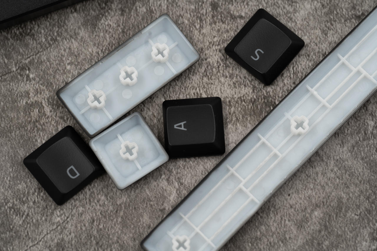 雷蛇噬魂金蝎v2pro线性光学轴,雷蛇噬魂金蝎智能版