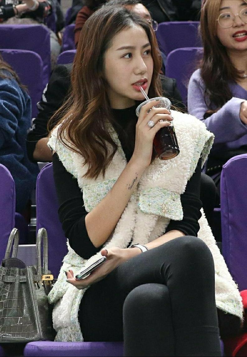 cba全明星赛孙悦陈露,孙悦篮球运动员陈露