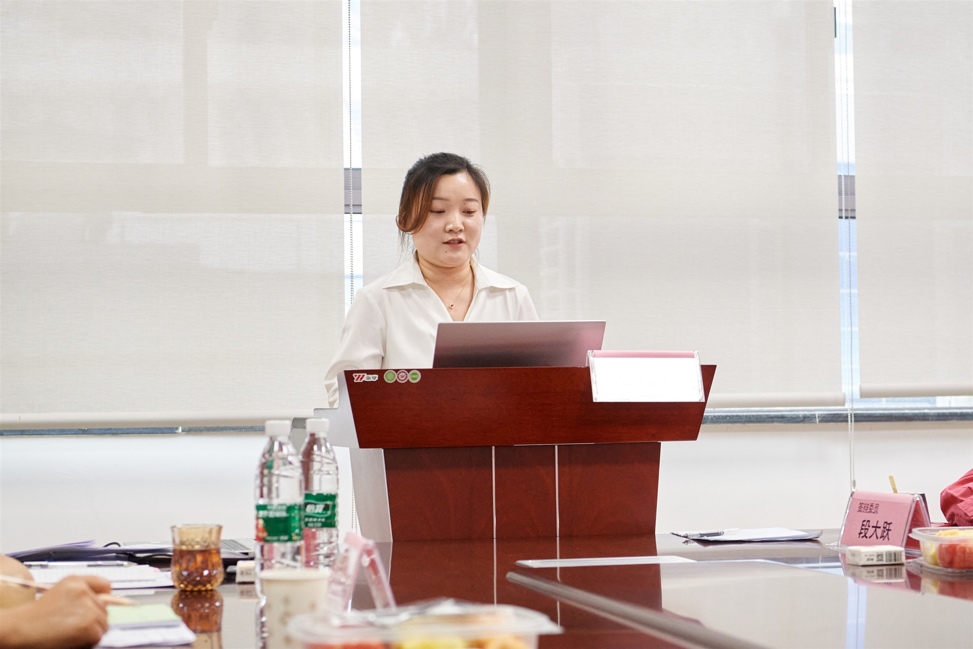研究生毕业论文答辩的范文,临床研究生毕业论文答辩视频讲解
