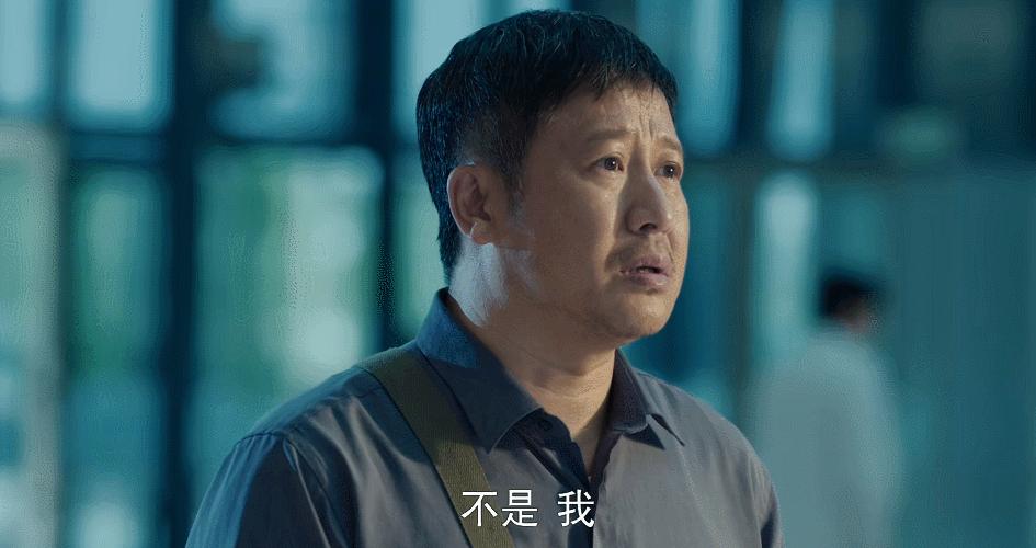 赵丽颖雷佳音白玉兰霸气片段,赵丽颖插兜名场面