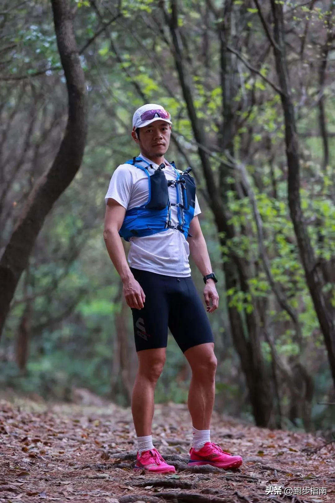 迪卡侬mh500背包和mh100背包,迪卡侬跑步背包评测