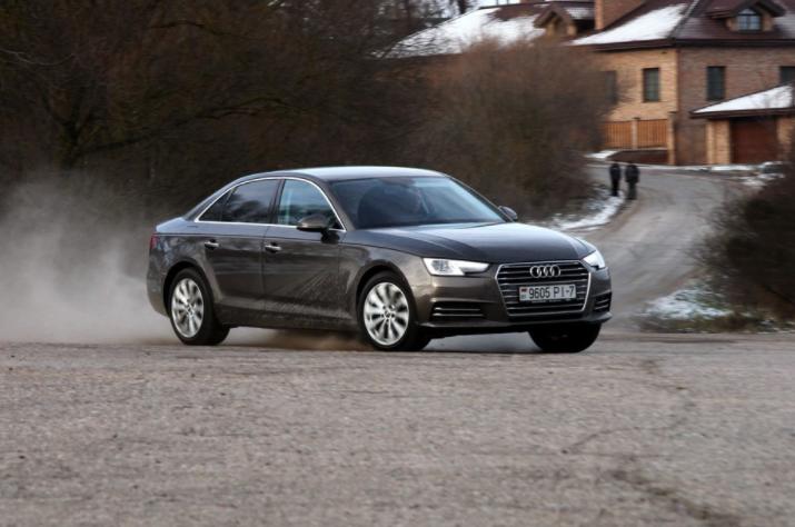 奥迪a4动感豪华驾驶体验,22款奥迪a4时尚动感用车体验