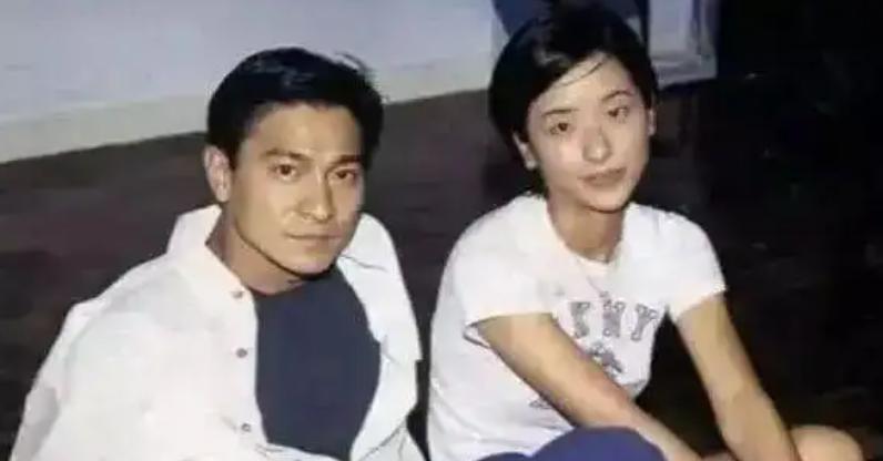 徐濠萦陈奕迅现在怎样了,陈奕迅徐濠萦到底怎样