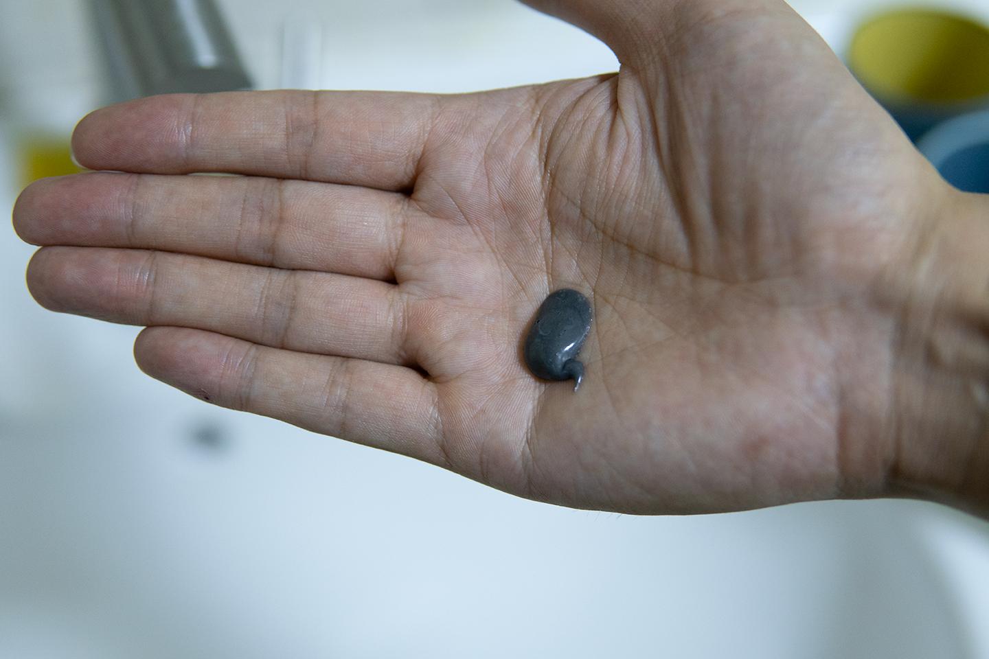 男生脸怎么变得干净推荐洗面奶,如何选择适合自己的洗面奶男生