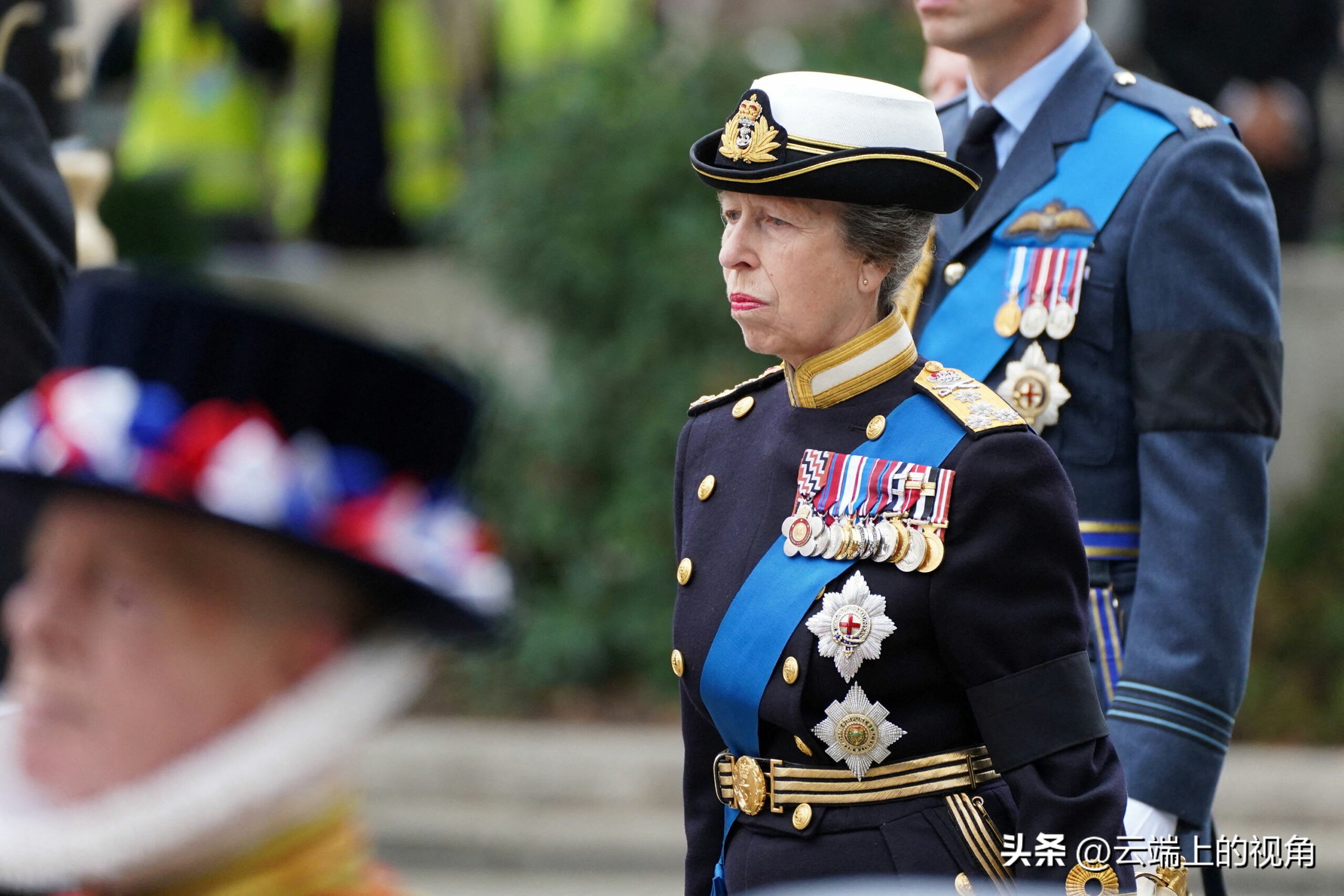 英国女王去世安妮公主哭了,英国安妮公主为什么1987年封公主