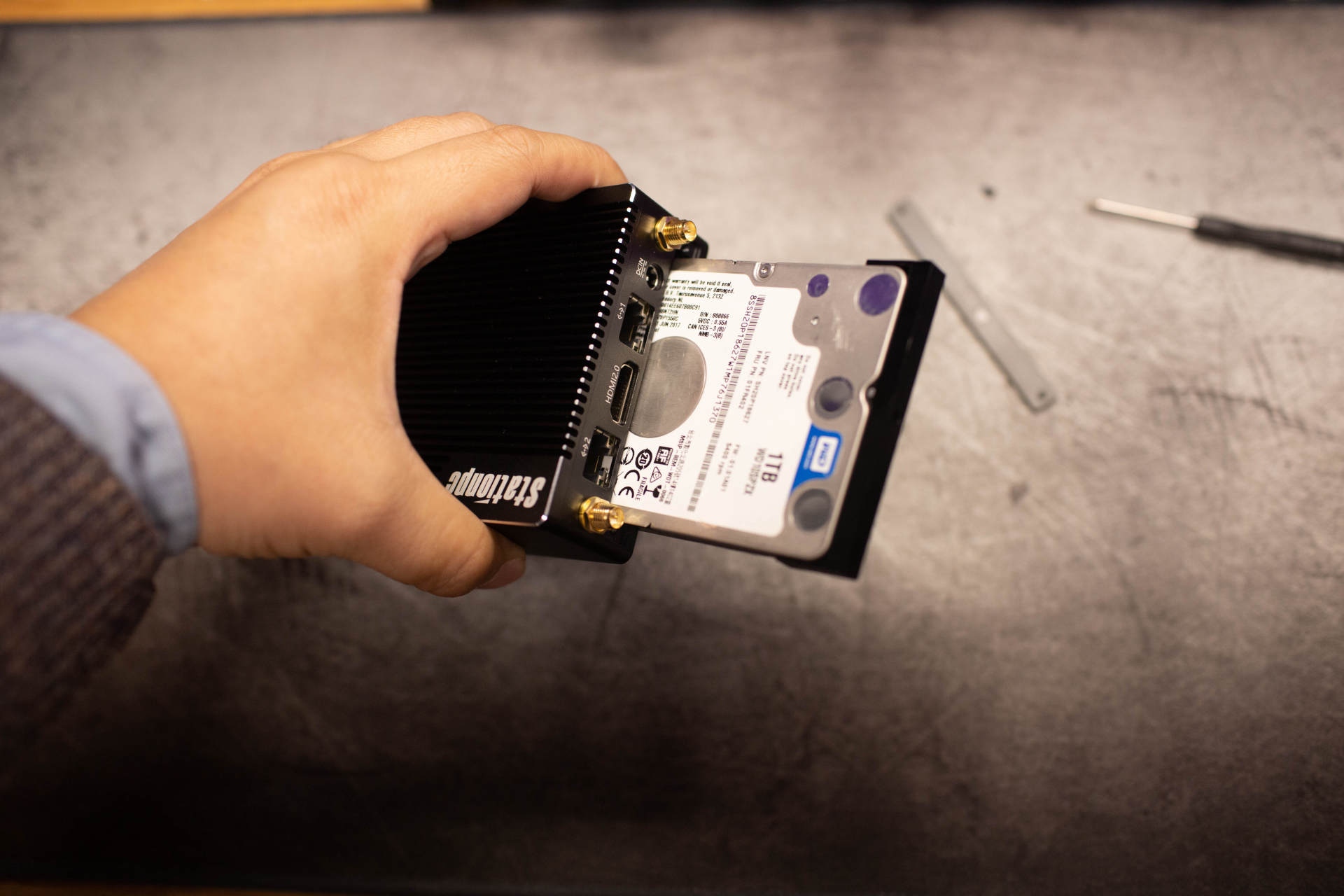 一机多用途，高性能64位ARM迷你主机，StationP2使用体验