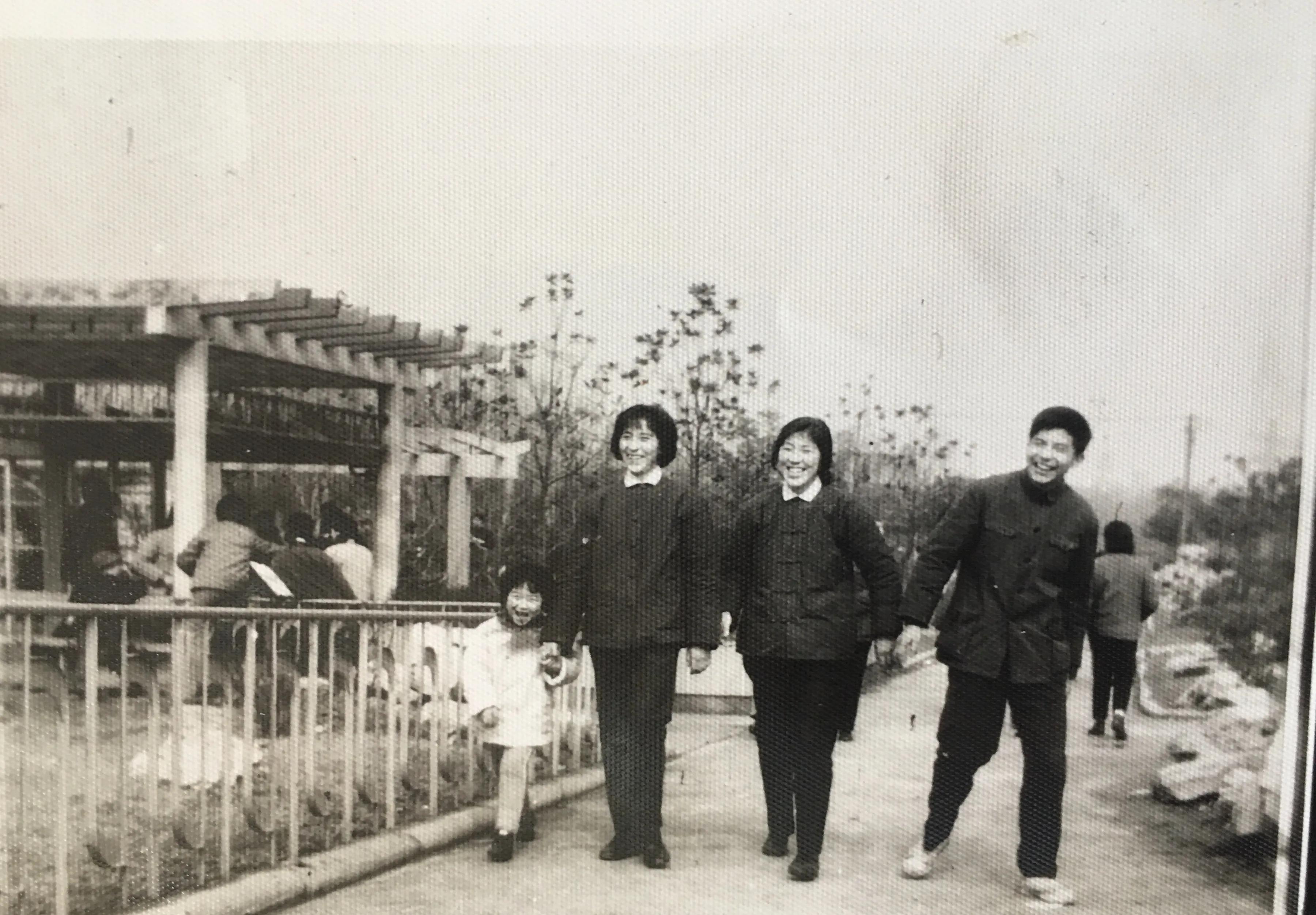 78年提干回家探亲,77年提干当排长回家探亲后续