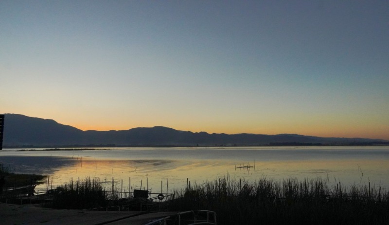 有一种周末快乐,叫到蒙自尼苏小镇吹海风、看日落!