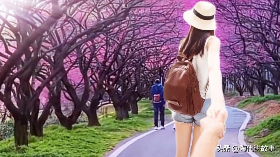 抠门男友帮女友买礼物 (情感故事抠门男)